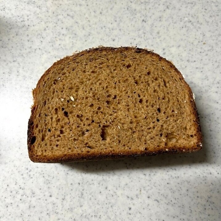 黒糖オートミールのケーキ